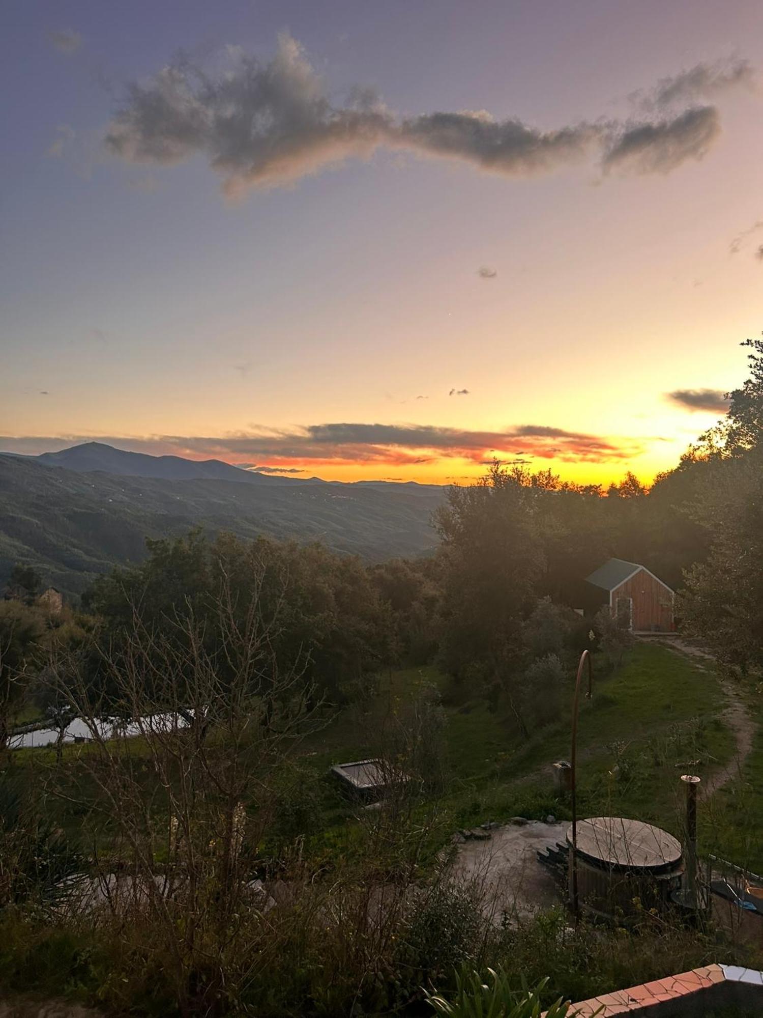 Willa Monkey Tiny Barnhouse With Amazing Views! Folhadosa Zewnętrze zdjęcie